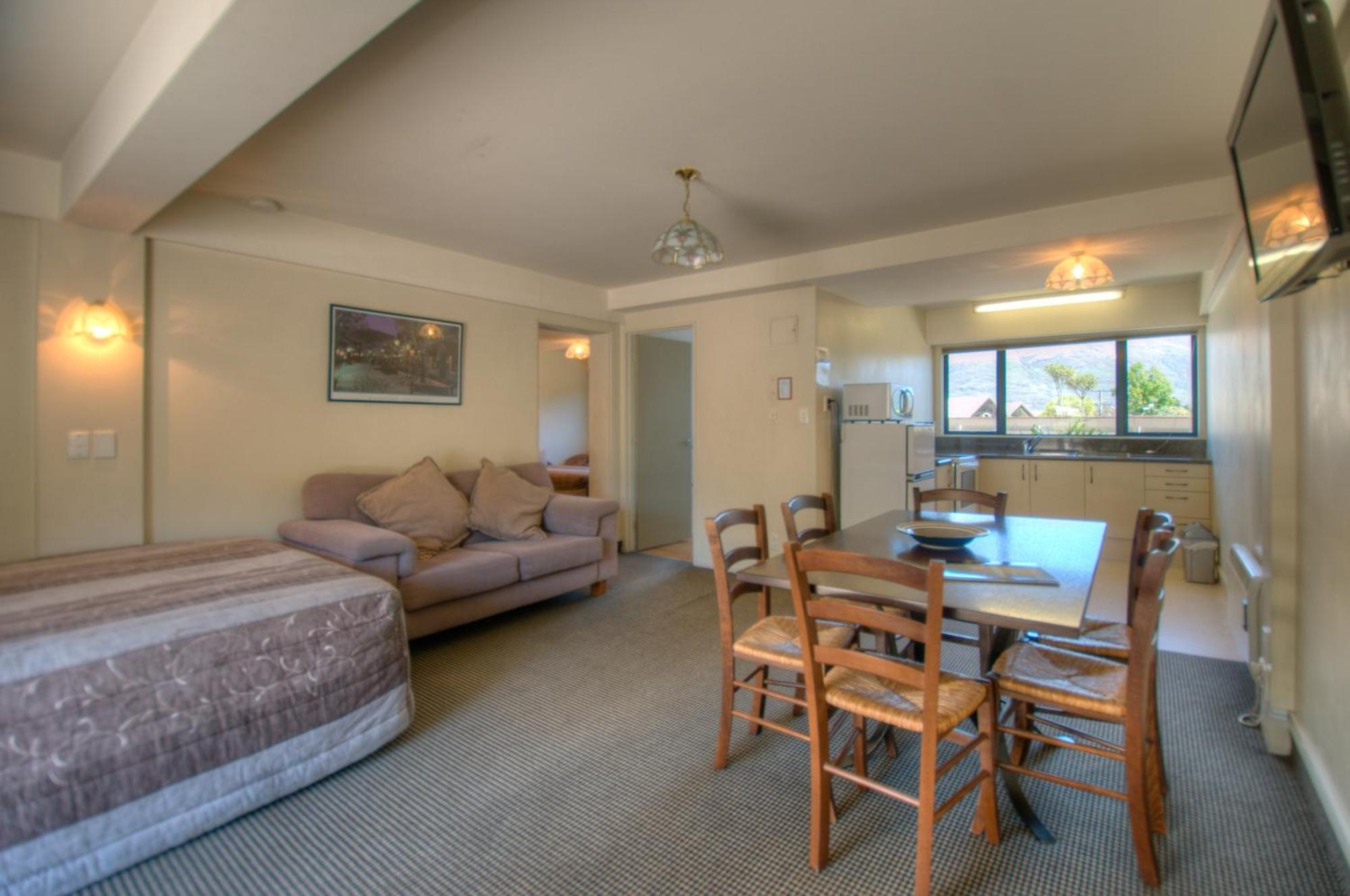Four Seasons Motel Queenstown Bagian luar foto