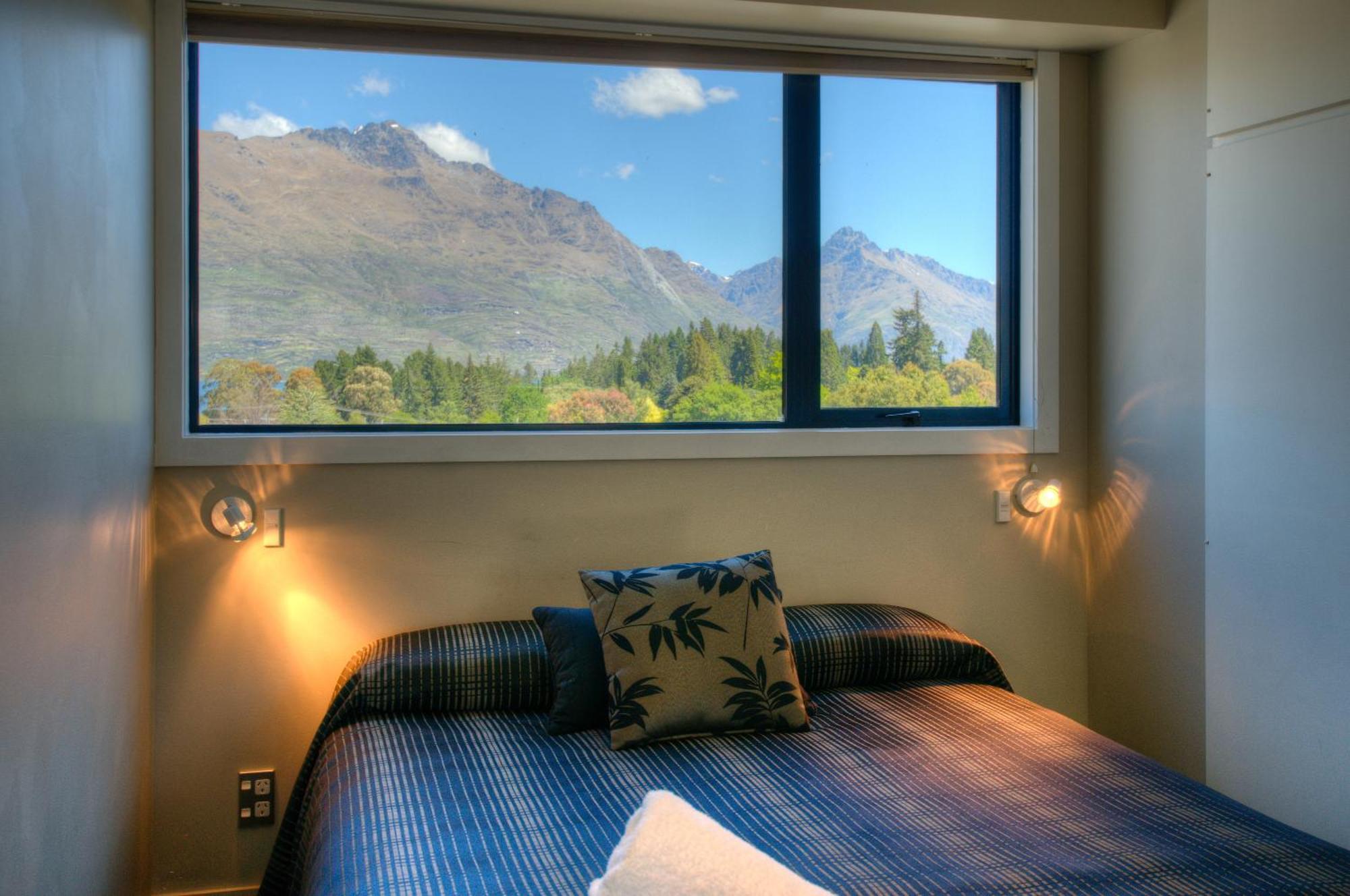 Four Seasons Motel Queenstown Bagian luar foto