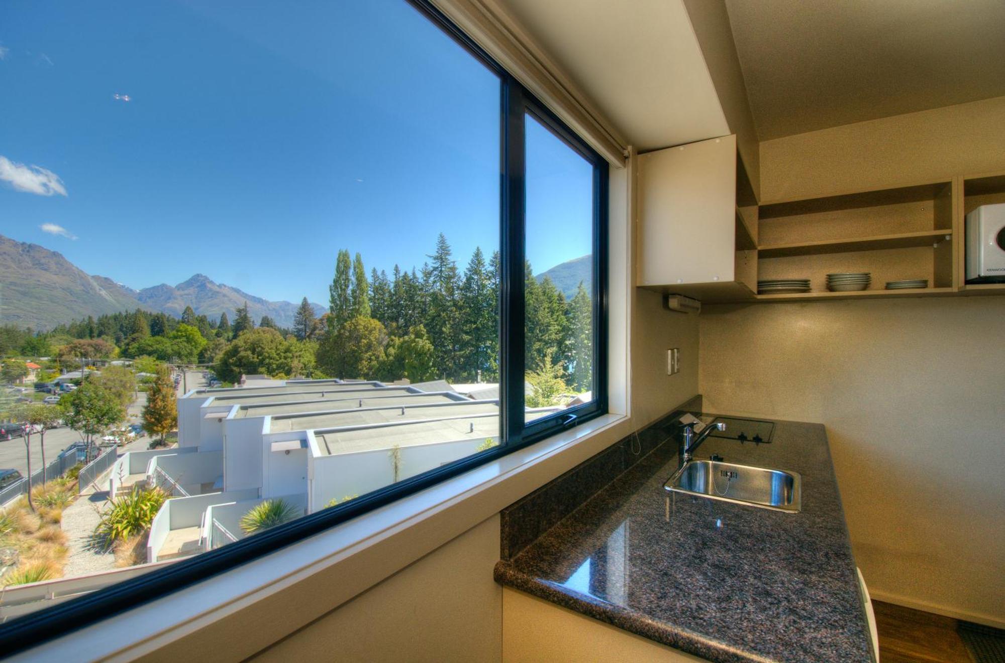 Four Seasons Motel Queenstown Bagian luar foto