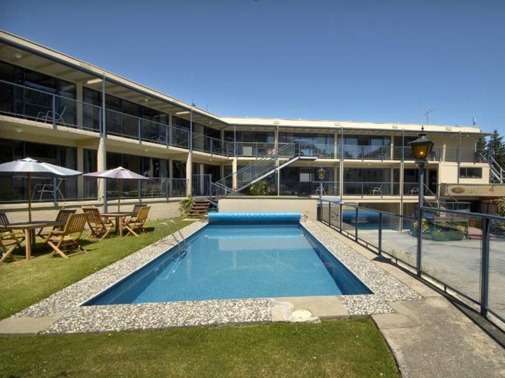 Four Seasons Motel Queenstown Bagian luar foto