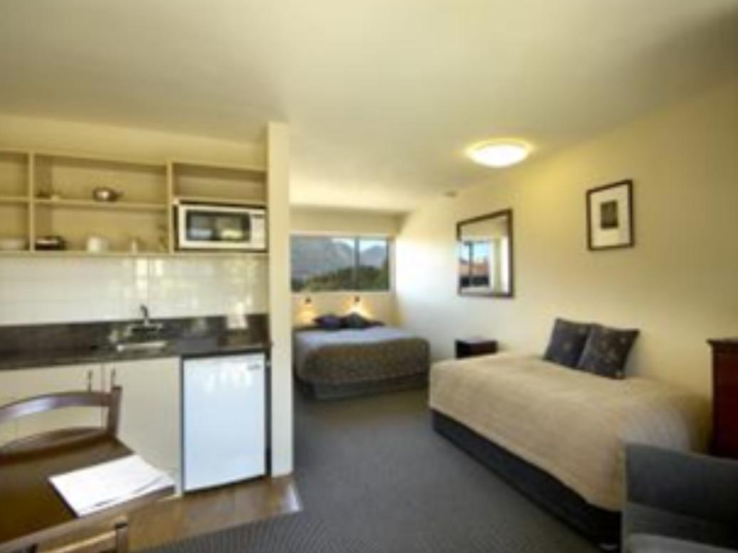 Four Seasons Motel Queenstown Bagian luar foto